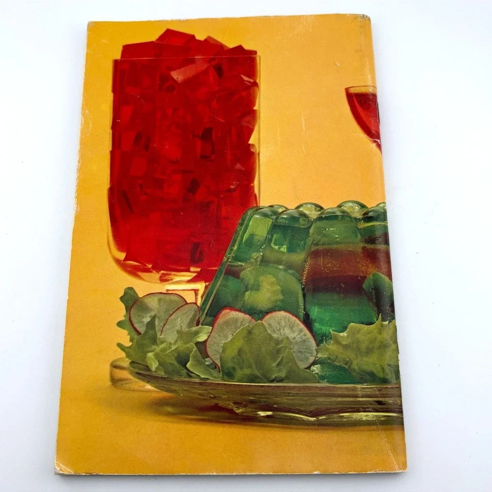 Vintage Joys of Jell-O Gelatin Dessert Recipe Booklet 6th Edition General Foods